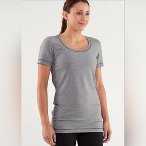 Lululemon Womens Every Yogi Tee Size 8
